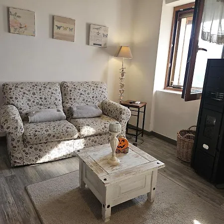 Casa Franchetta, Grazioso Bilocale Per 2 Persone A トリオーラ